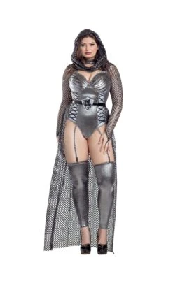 Dreamgirl Plus Size Round Table Knight Costume